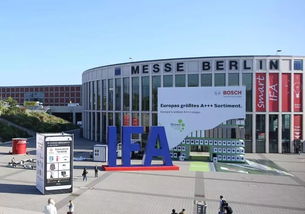 iPhone 11发布会苹果首度对比华为，网友齐呼“华为加油”，环球国际旅行社关注科技趋势